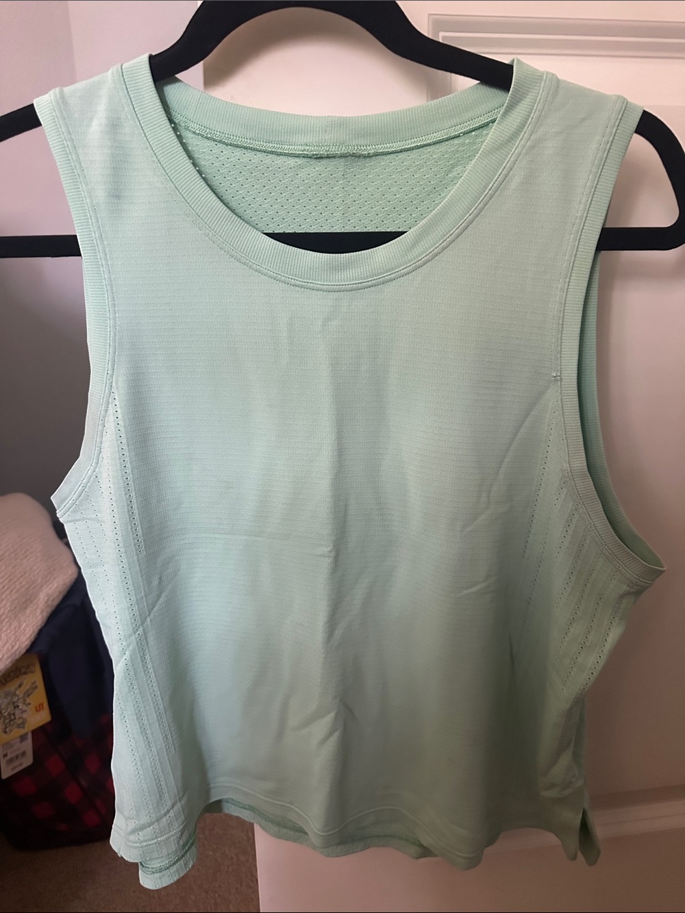 Lululemon Train to Be - Mint Green Sleeveless Athletic Tank